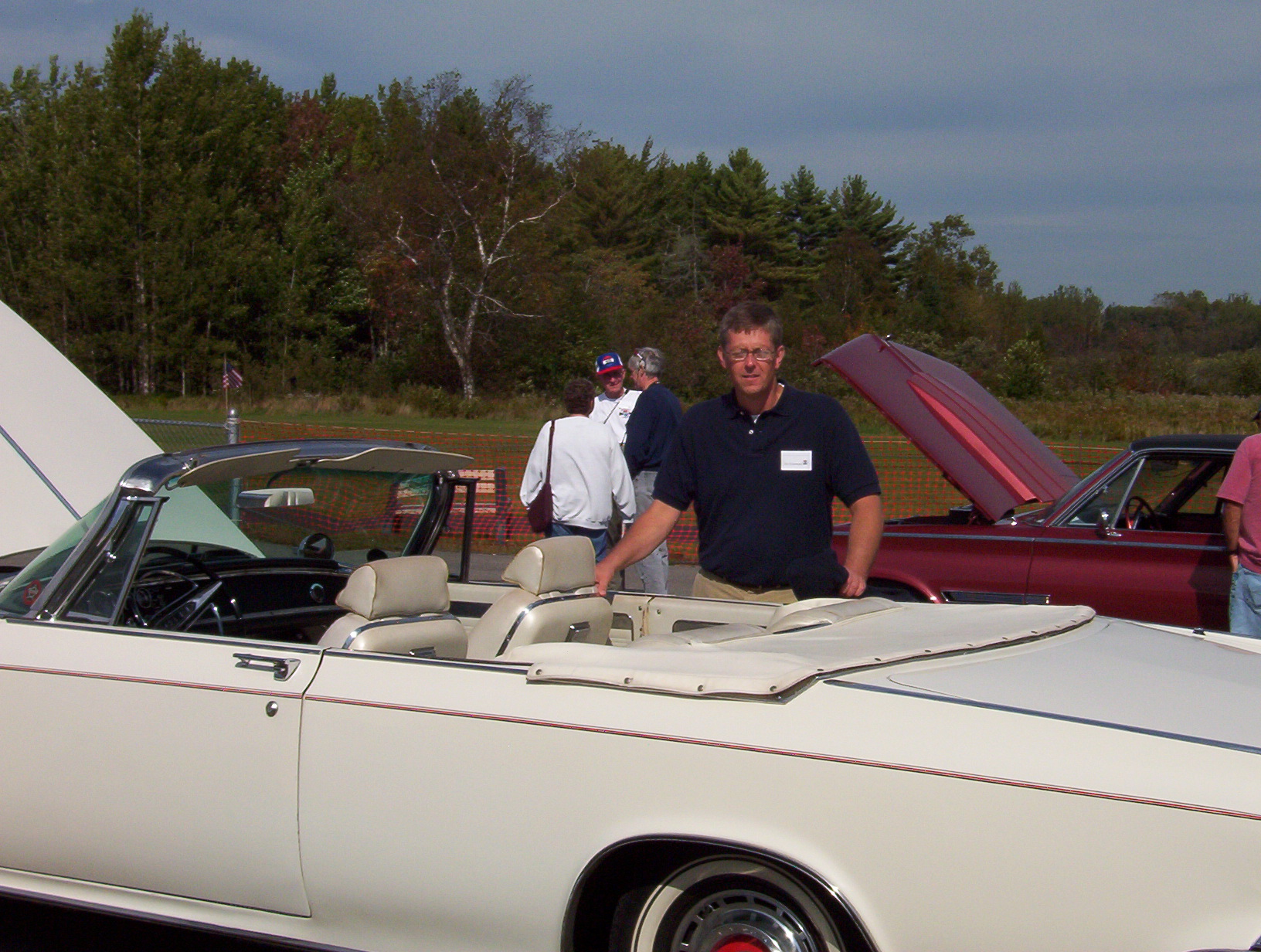 100_1975.JPG, 10/1/04, 715 kB