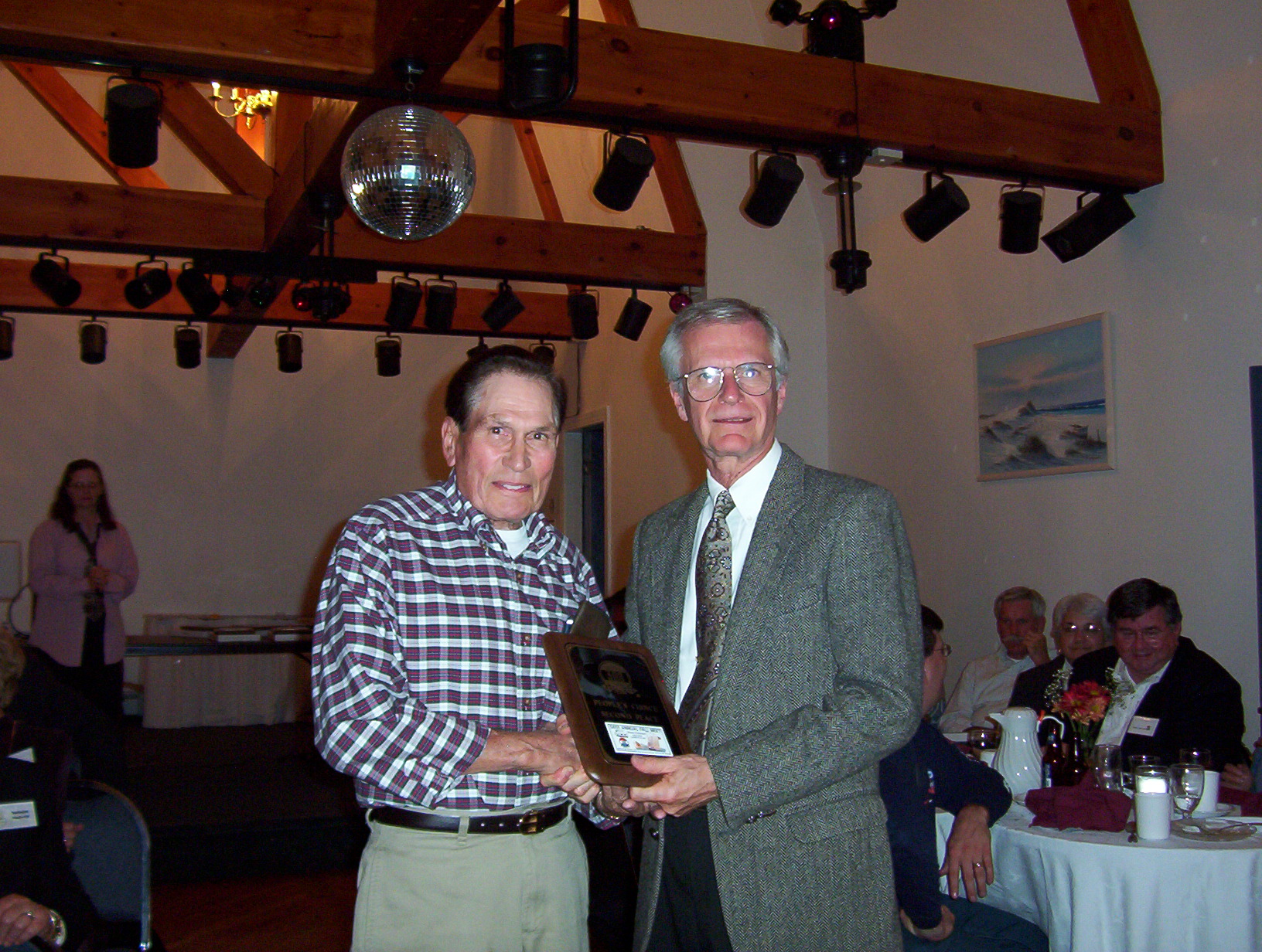 100_1990.JPG, 10/1/04, 762 kB