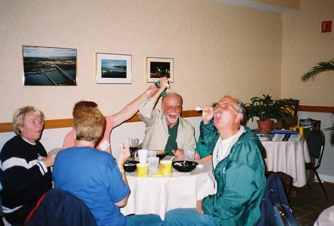 1a75.jpg, 10/4/04, 26 kB