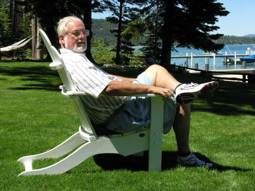 BIG JOHN AT LAKE TAHOE ON THE LAWN 03.JPG, 8/30/2005, 111 kB