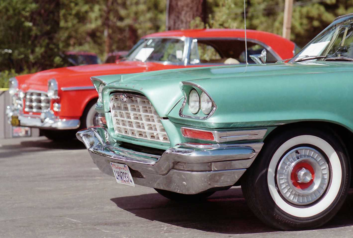 (sm) Red 55 and Green 57.jpg, 8/30/2005, 575 kB