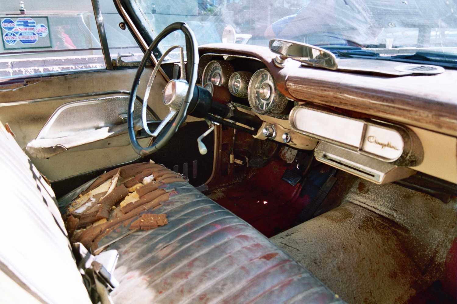 019-06a.JPG, 8/30/2005, 139 kB